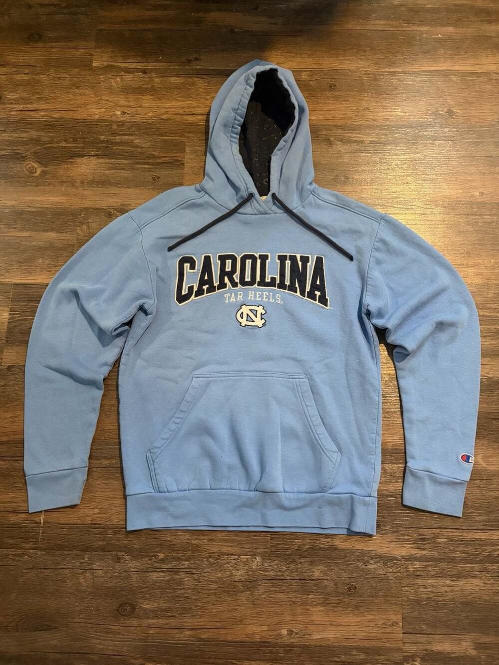 Champion UNC Tar Heels Hoodie Size S Light Blue